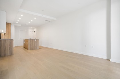 Photo 14 at 204 - 8398 Oak Street, Marpole, Vancouver West
