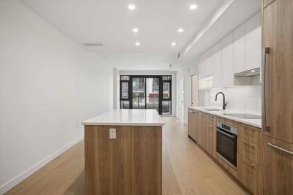 Photo 4 at 204 - 8398 Oak Street, Marpole, Vancouver West