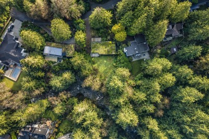 Photo 13 at 430 Macbeth Crescent, Cedardale, West Vancouver