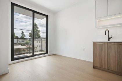 Photo 6 at 202 - 8398 Oak Street, Marpole, Vancouver West