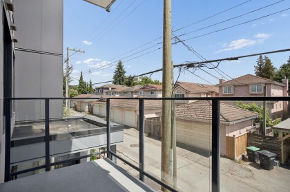Photo 16 at 202 - 8398 Oak Street, Marpole, Vancouver West