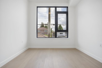 Photo 12 at 202 - 8398 Oak Street, Marpole, Vancouver West