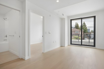 Photo 7 at 202 - 8398 Oak Street, Marpole, Vancouver West