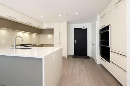 Photo 3 at 306 - 6168 East Boulevard, Kerrisdale, Vancouver West