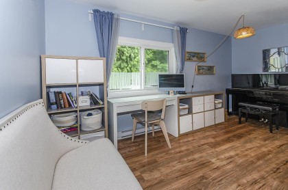 Photo 13 at 401 Raindance Crescent, Park Royal, West Vancouver