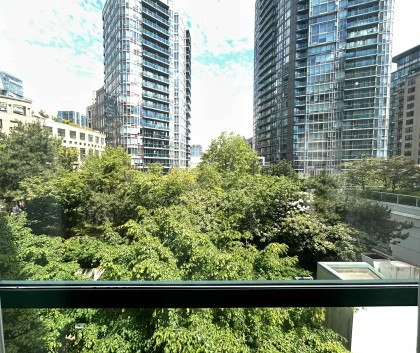 Photo 4 at 512 - 838 Hamilton Street, Downtown VW, Vancouver West