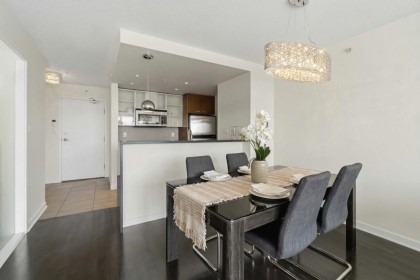 Photo 10 at 1101 - 980 Cooperage Way, Yaletown, Vancouver West