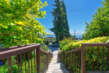 Photo 23 at 3341 Marine Drive, West Bay, West Vancouver