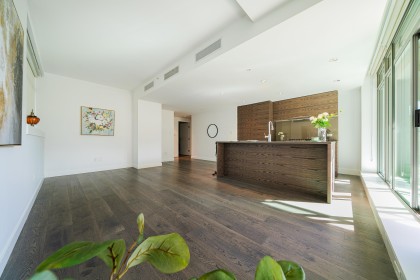 Photo 11 at 203 - 5782 Berton Avenue, University VW, Vancouver West