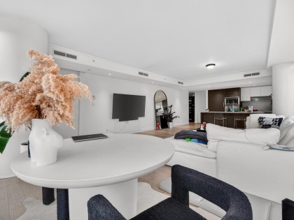 Photo 9 at 1902 - 1499 W Pender Street, Coal Harbour, Vancouver West