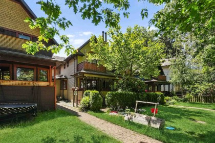 Photo 6 at 154-168 W 11th Avenue, Mount Pleasant VW, Vancouver West