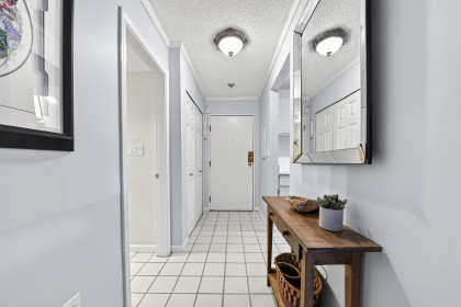 Photo 10 at 104 - 1551 W 11th Avenue, Fairview VW, Vancouver West