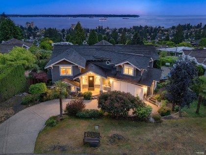 Photo 3 at 2340 Orchard Lane, Queens, West Vancouver