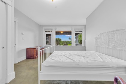 Photo 37 at 2340 Orchard Lane, Queens, West Vancouver