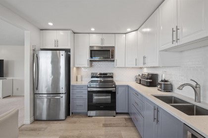 Photo 13 at 35 - 2236 Folkestone Way, Panorama Village, West Vancouver