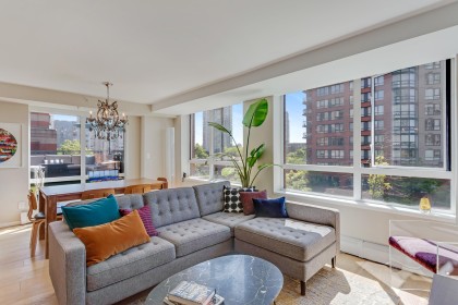 Photo 2 at 507 - 289 Drake Street, Yaletown, Vancouver West