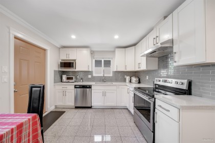 Photo 3 at 7531 Oak Street, South Granville, Vancouver West