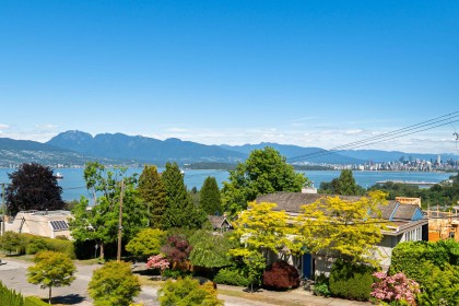 Photo 1 at 1937 Tolmie Street, Point Grey, Vancouver West