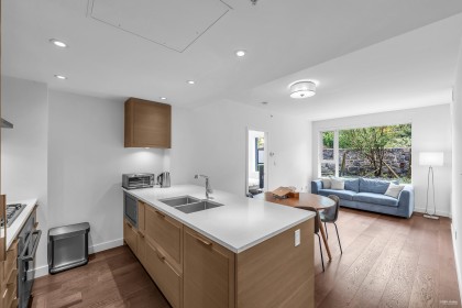 Photo 5 at 105 - 1515 Atlas Lane, South Granville, Vancouver West