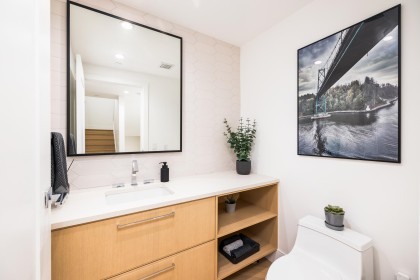 Photo 10 at 601 W 31st Avenue, Cambie, Vancouver West