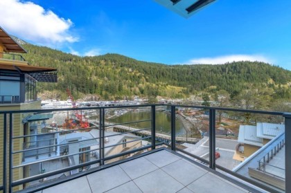 Photo 1 at 603 - 6699 Nelson Avenue, Horseshoe Bay WV, West Vancouver