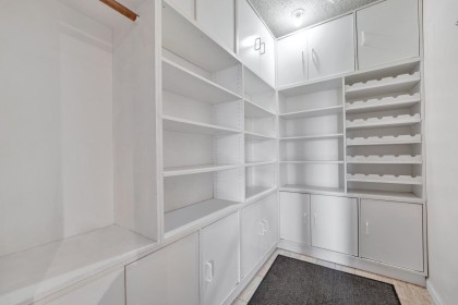 Photo 7 at 203 - 1675 Hornby Street, Yaletown, Vancouver West