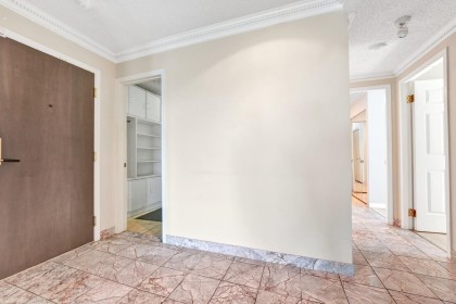 Photo 3 at 203 - 1675 Hornby Street, Yaletown, Vancouver West