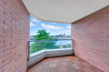 Photo 25 at 203 - 1675 Hornby Street, Yaletown, Vancouver West