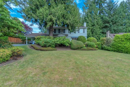 Photo 2 at 840 Margaree Place, Cedardale, West Vancouver