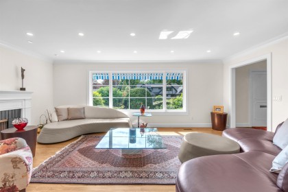 Photo 4 at 840 Margaree Place, Cedardale, West Vancouver