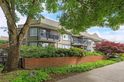 Photo 27 at 319 - 555 W 14th Avenue, Vancouver West