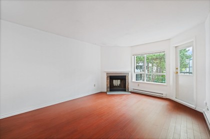 Photo 4 at 319 - 555 W 14th Avenue, Vancouver West