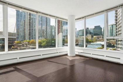 Photo 6 at 808 - 689 Abbott Street, Downtown VW, Vancouver West