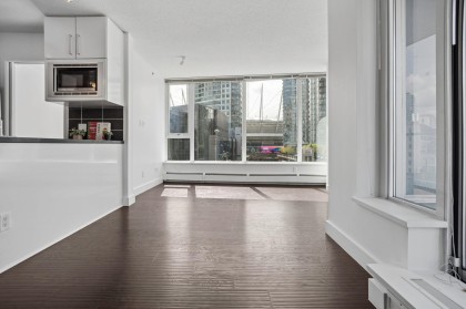 Photo 13 at 808 - 689 Abbott Street, Downtown VW, Vancouver West