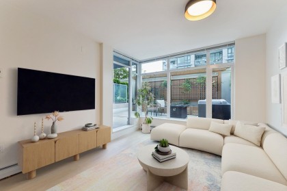 Photo 1 at 306 - 1320 Chesterfield Avenue, Central Lonsdale, North Vancouver