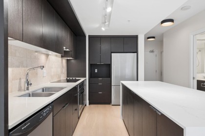 Photo 8 at 306 - 1320 Chesterfield Avenue, Central Lonsdale, North Vancouver