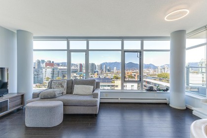 Photo 2 at 1404 - 138 W 1st Avenue, False Creek, Vancouver West