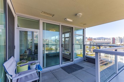 Photo 16 at 1404 - 138 W 1st Avenue, False Creek, Vancouver West