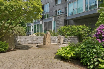 Photo 28 at 1703 - 560 Cardero Street, Coal Harbour, Vancouver West