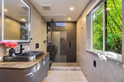 Photo 32 at 2968 Mathers Crescent, Altamont, West Vancouver