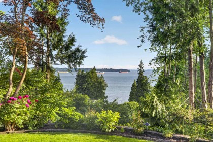 Photo 8 at 2968 Mathers Crescent, Altamont, West Vancouver