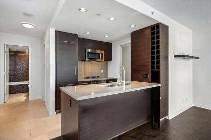 Photo 4 at 610 - 833 Homer Street, Downtown VW, Vancouver West