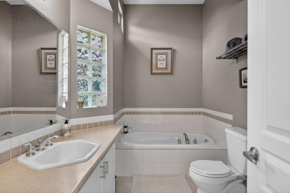 Photo 16 at 2950 W 8th Avenue, Kitsilano, Vancouver West