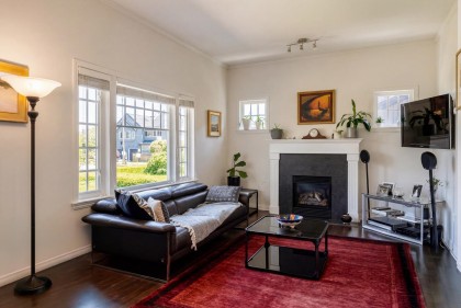 Photo 3 at 2950 W 8th Avenue, Kitsilano, Vancouver West