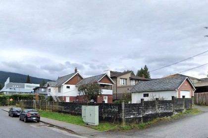 Photo 5 at 203 E 22nd Street, Central Lonsdale, North Vancouver