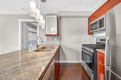 Photo 7 at 307 - 3839 W 4th Avenue, Point Grey, Vancouver West