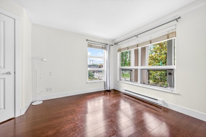 Photo 11 at 307 - 3839 W 4th Avenue, Point Grey, Vancouver West