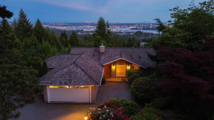 Photo 1 at 1440 Sandhurst Place, Chartwell, West Vancouver