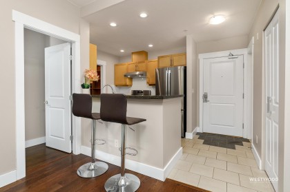 Photo 10 at 107 - 6328 Larkin Drive, University VW, Vancouver West