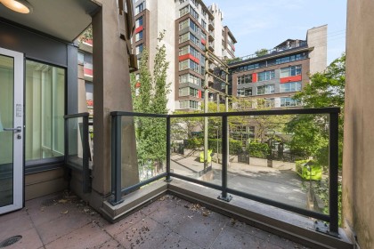 Photo 16 at 207 - 288 W 1st Avenue, False Creek, Vancouver West